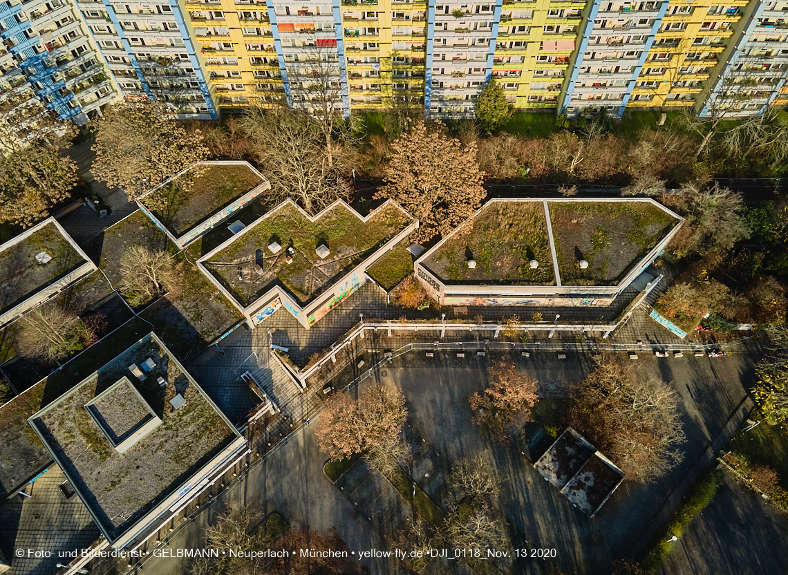 13.11.2020 - die Abrissbaustelle Quiddezentrum in Neuperlach